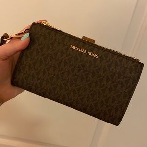 Michael Kors Wristlet